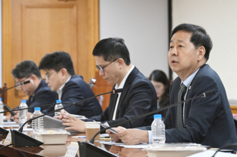 당국 “시총미달 흑자기업 정리매매 없이 코넥스행 허용”