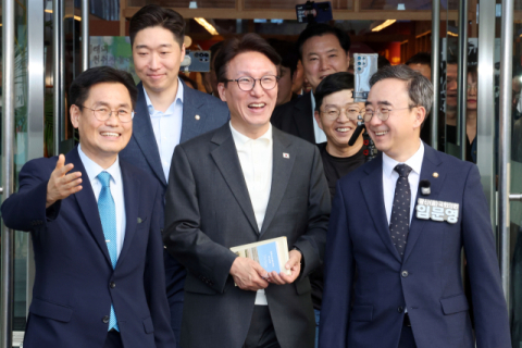 金 사퇴로 숨통은 틔였지만…‘김생용사’ 실패에 난처해진 與