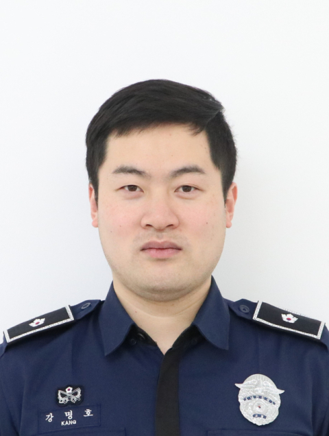 부산교도소 강명호 교위, 족구대회서 쓰러진 시민 심폐소생술로 구조