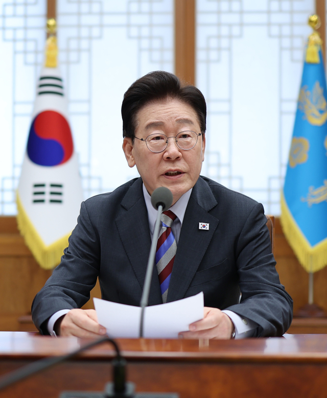 이재명 대통령이 29일 청와대에서 열린 메가프로젝트 제3차 민관합동 점검회의에서 발언하고 있다. 연합뉴스