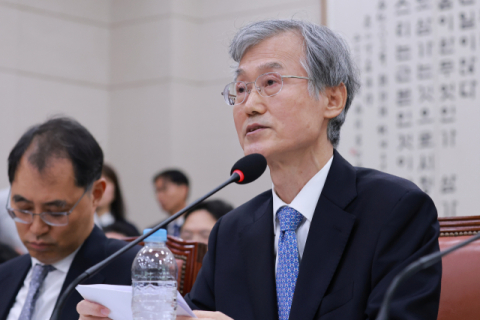 [사설] '국회 제청 관여는 위헌' 국감서 작심 발언한 대법원장
