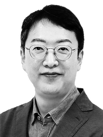 [오션 뷰] 팬스타 아크로호 이후의 길