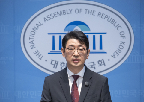 지역보다 중앙 이슈 집중 주진우 ‘평가’ 갈려